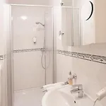 Ξενοδοχείο Bad Emser Hof 3*