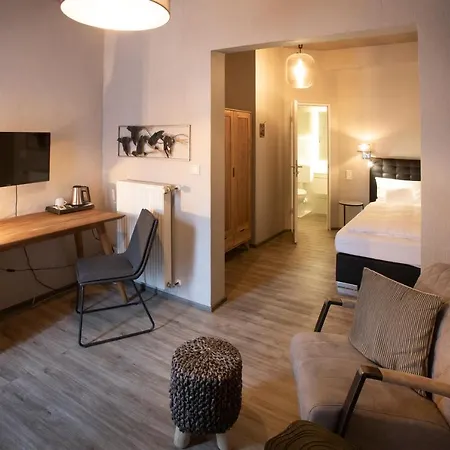 Bad Emser Hof 호텔