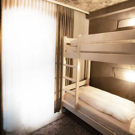 Bad Emser Hof Szálloda