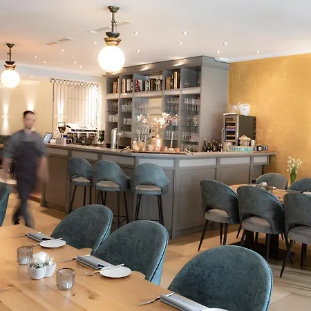 Szálloda Bad Emser Hof 3*